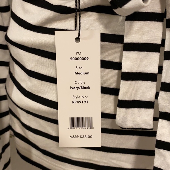 Rampage Black & White Stripe Rayon Open Back Top - Picture 4 of 6